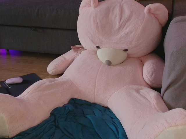 AnyaKim1 live cam on BongaCams