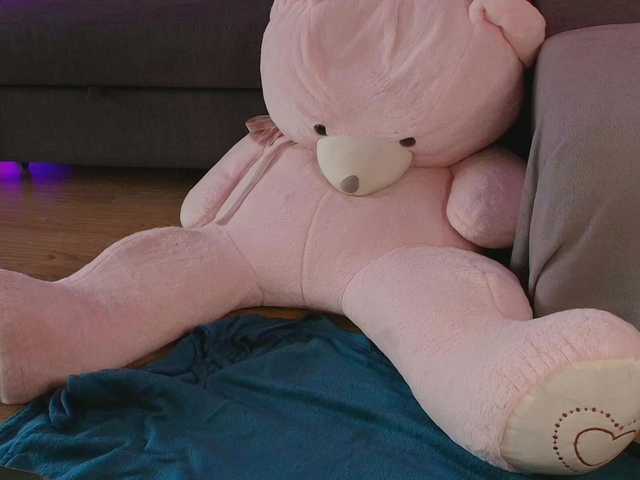 AnyaKim1 live cam on BongaCams