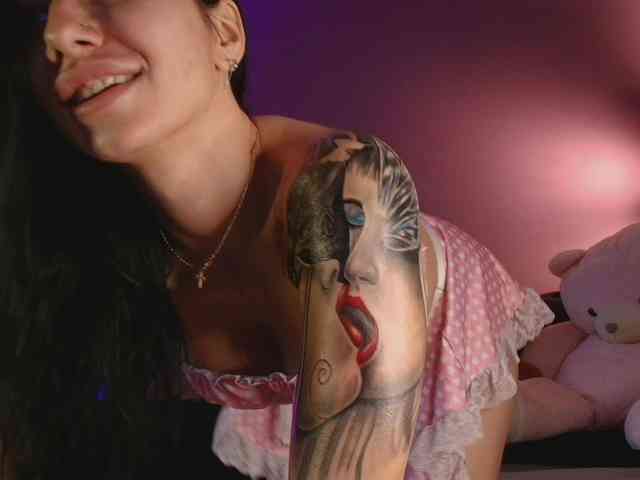 AnyaKim1 webcam