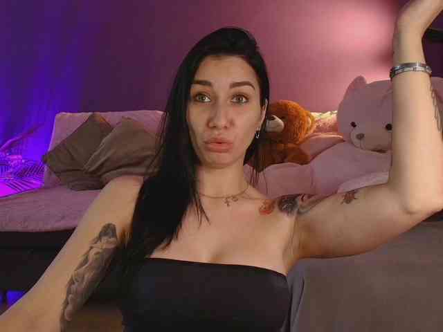 AnyaKim1 webcam
