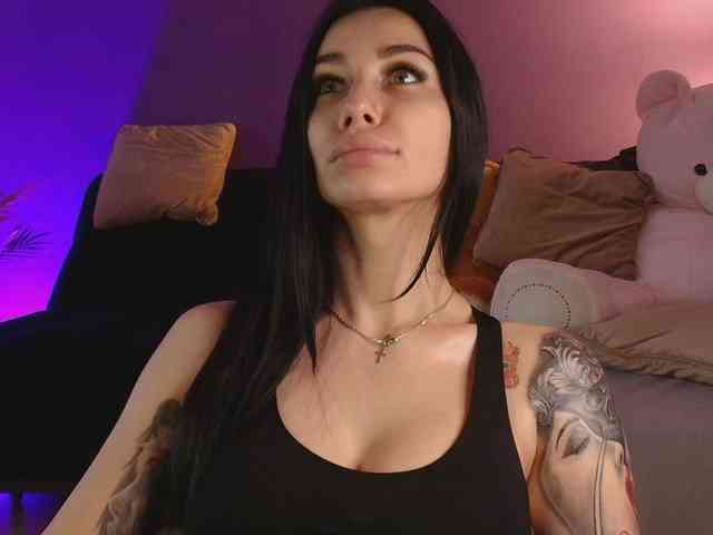 AnyaKim1 webcam