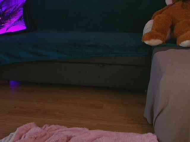AnyaKim1 webcam