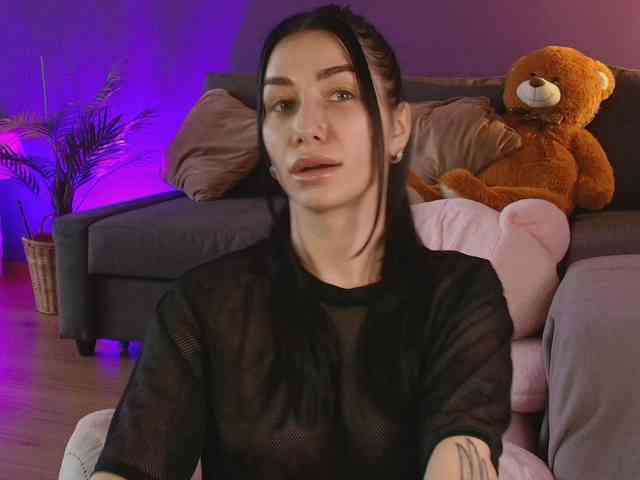 AnyaKim1 webcam