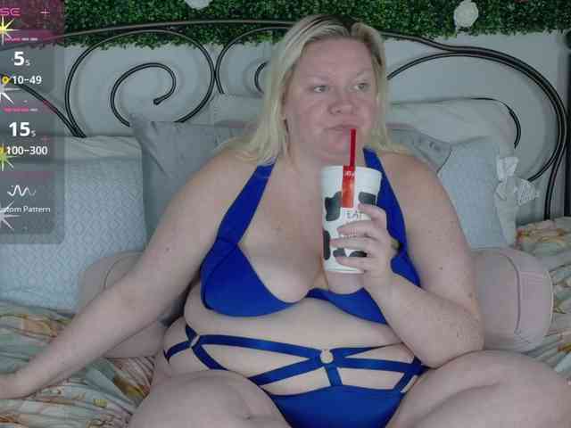 Siennaluxx webcam
