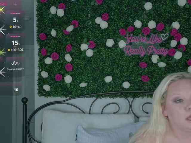 Siennaluxx webcam