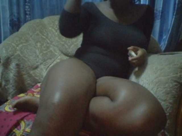 Melanin-pixie live cam on BongaCams
