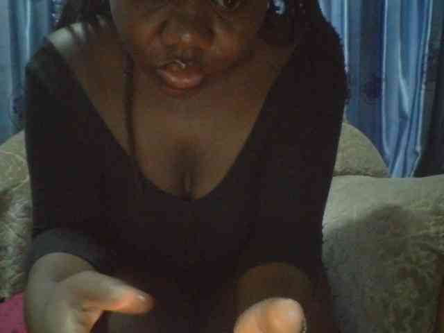 Melanin-pixie webcam