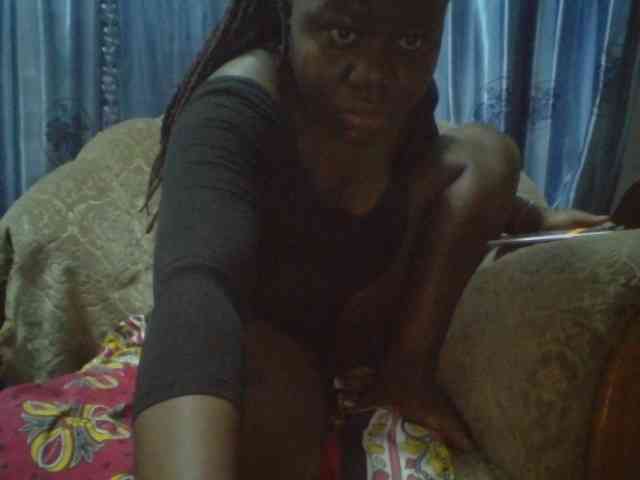 Melanin-pixie webcam