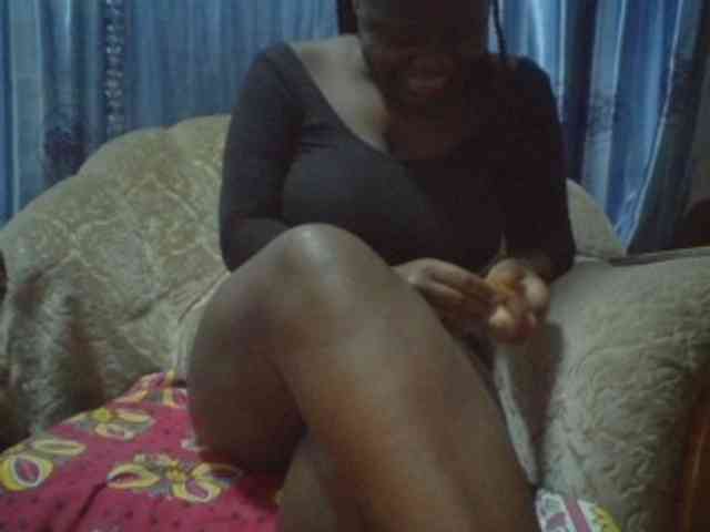 Melanin-pixie webcam