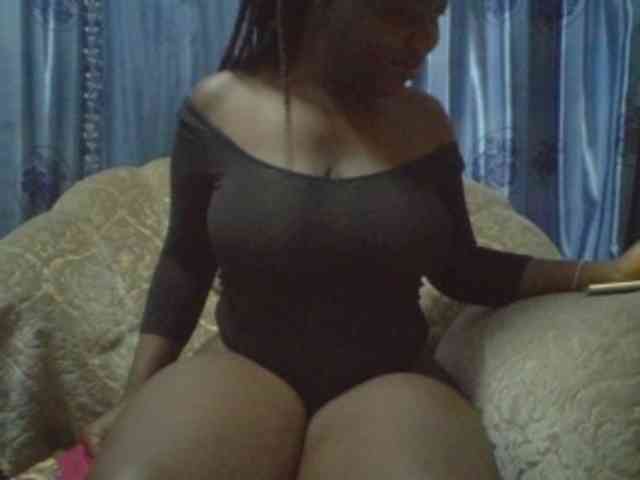 Melanin-pixie webcam