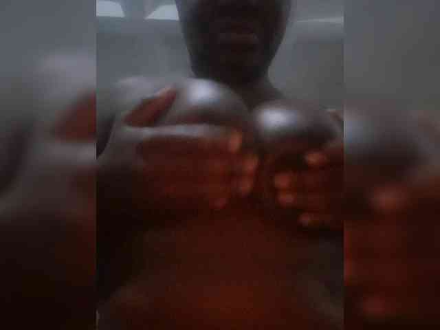 Melanin-pixie webcam