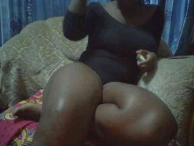Melanin-pixie webcam