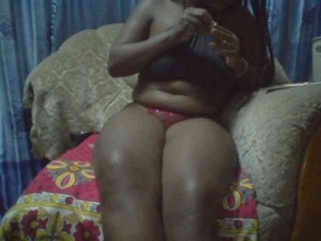 Melanin-pixie webcam