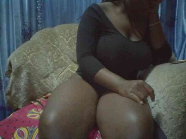 Melanin-pixie webcam
