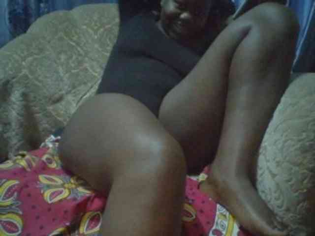 Melanin-pixie webcam