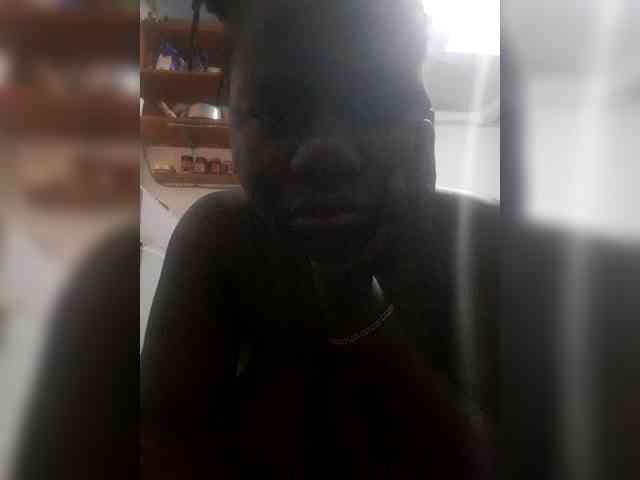 Melanin-pixie webcam