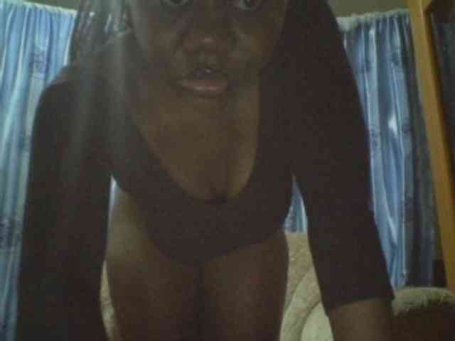 Melanin-pixie webcam