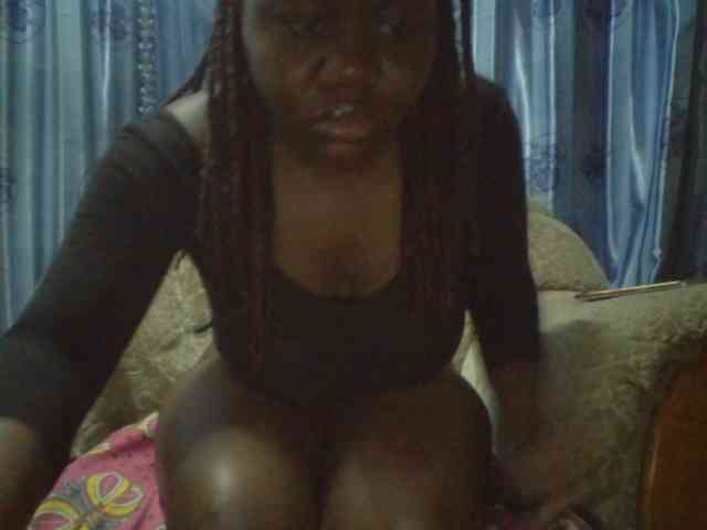 Melanin-pixie webcam