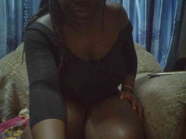 Melanin-pixie webcam