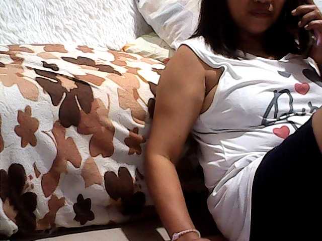 Chatty22 live webcam show