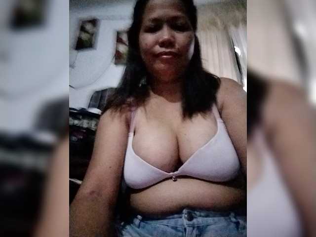 Chatty22 live cam on BongaCams