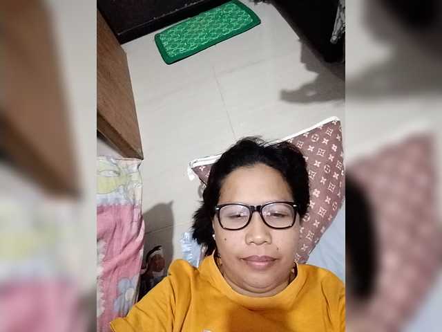 Chatty22 live cam on BongaCams