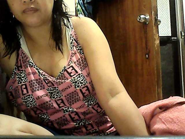 Chatty22 live cam on BongaCams