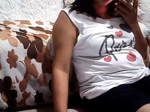 Chatty22 live webcam show