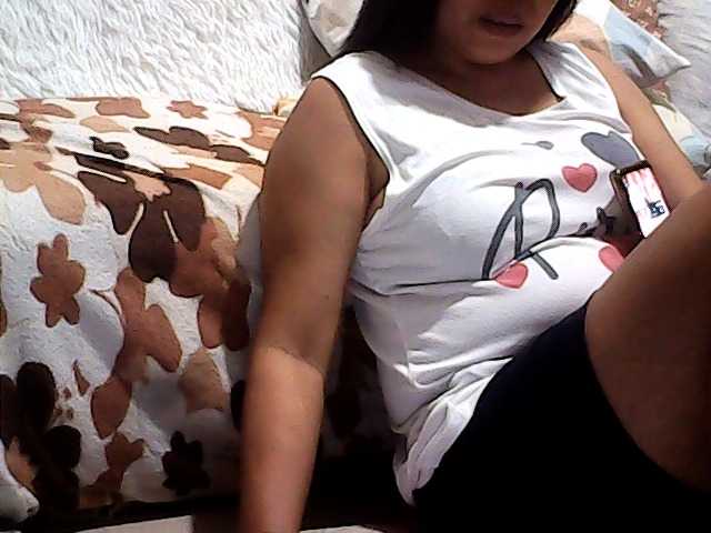 Chatty22 live webcam show