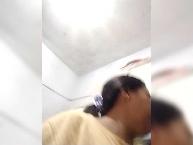 Chatty22 — live female cam