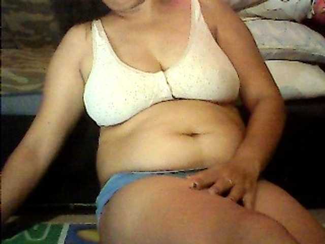 Chatty22 live cam on BongaCams
