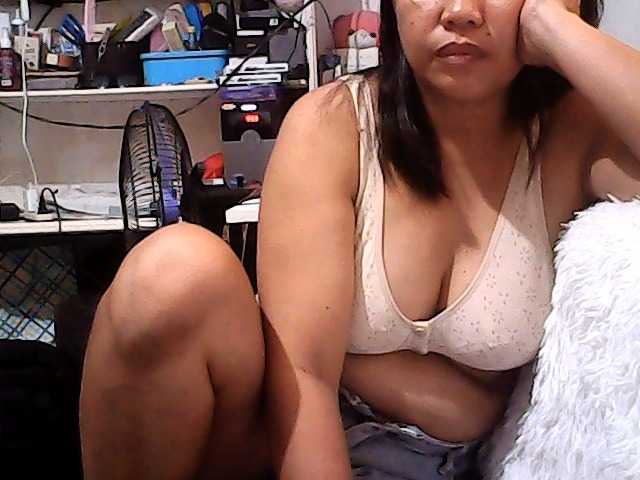 Chatty22 live cam on BongaCams