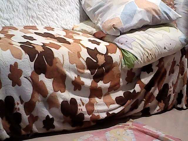 Chatty22 live webcam show