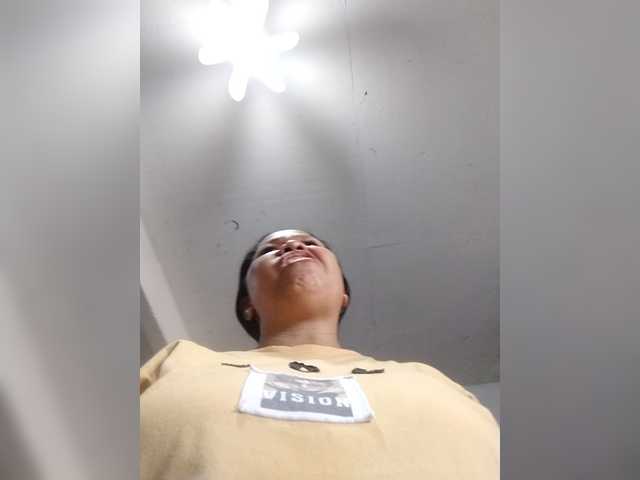 Chatty22 — live female cam