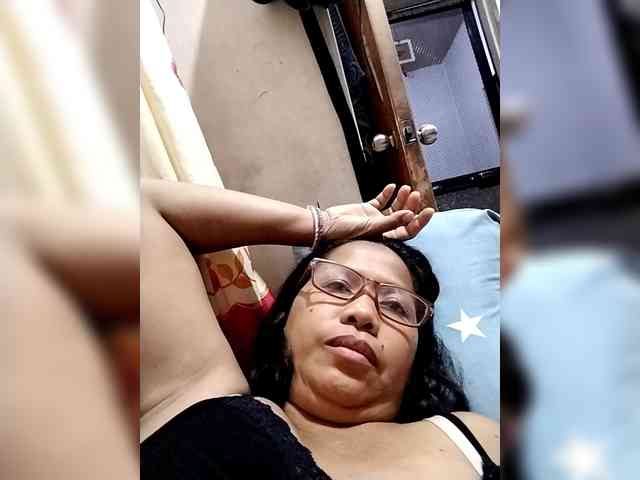 Chatty22 Live Webcam on BongaCams