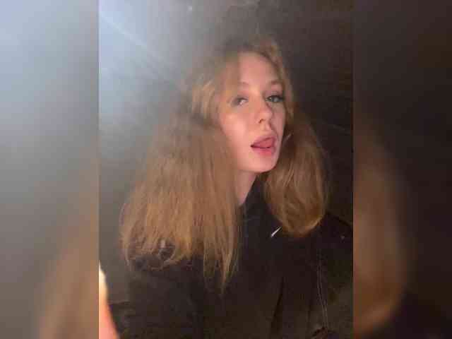 Alishaa1