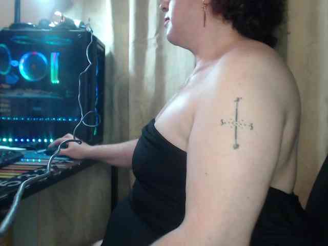 Tania-Goddess-