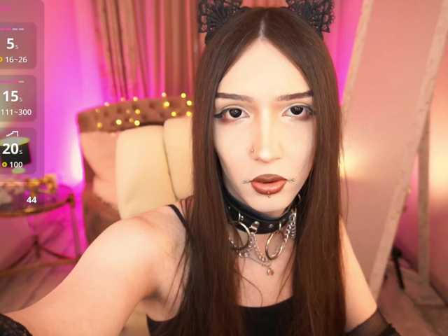 PixelShadee live webcam show