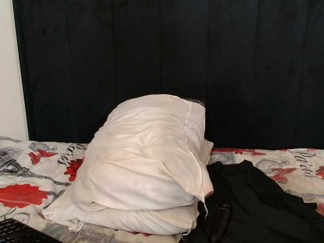 SultryDiva live cam on BongaCams