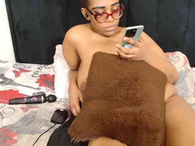 SultryDiva webcam