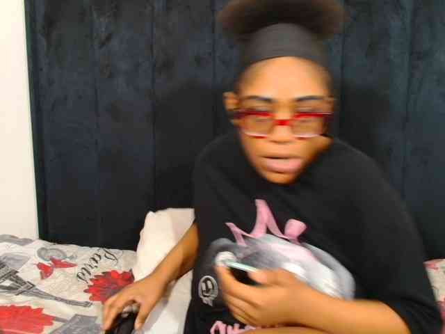 SultryDiva webcam