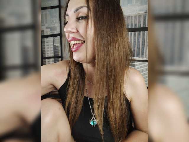 SexyKitty75-1 live cam on BongaCams
