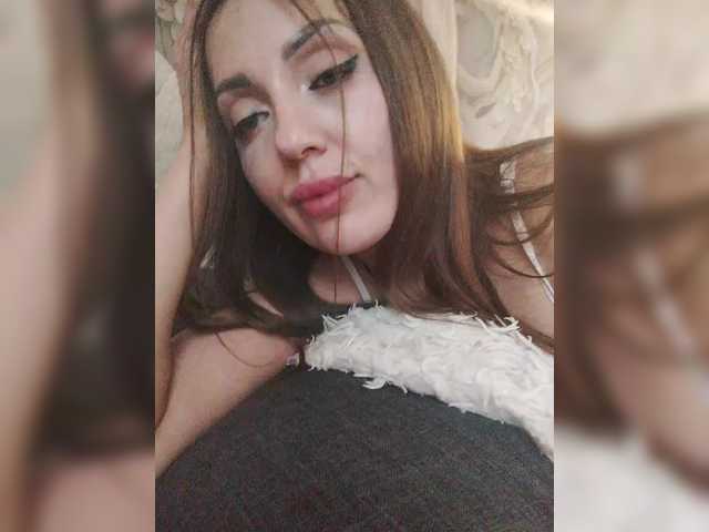 SexyKitty75-1 live cam preview