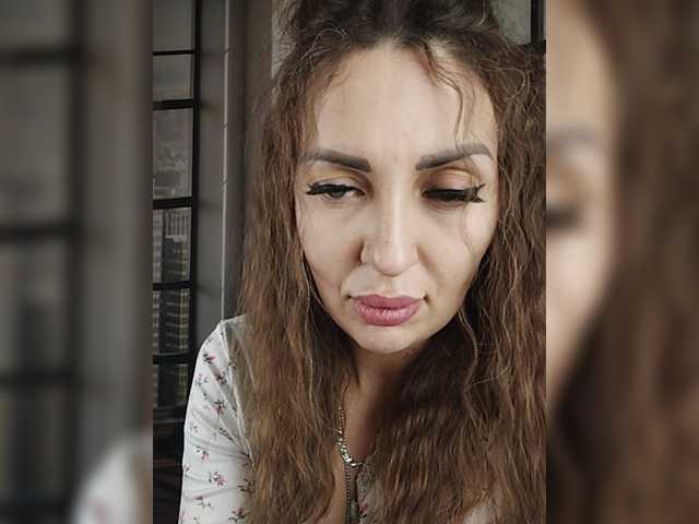 SexyKitty75-1 live cam on BongaCams