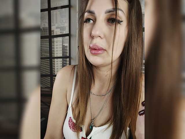 SexyKitty75-1 live cam on BongaCams