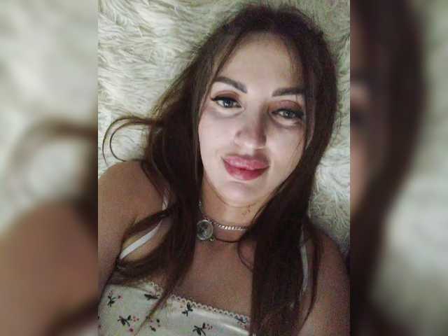 SexyKitty75-1 live cam on BongaCams