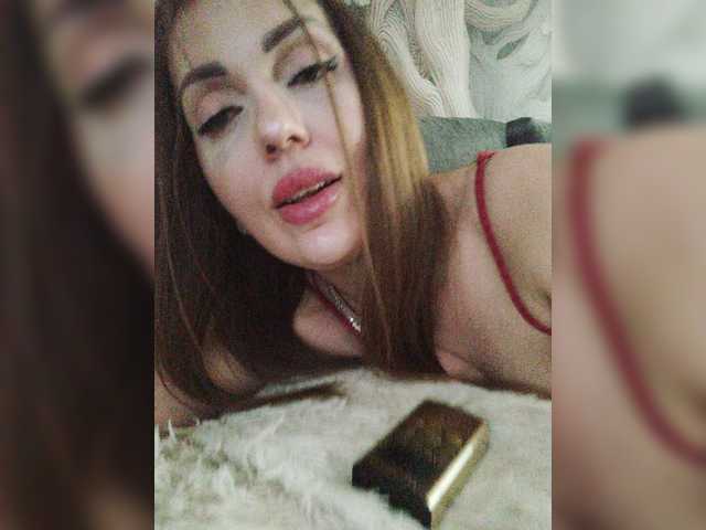 SexyKitty75-1 live cam on BongaCams