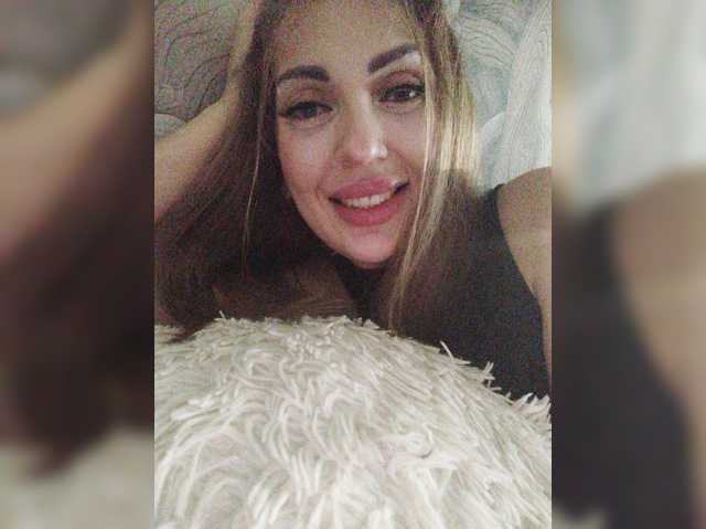 SexyKitty75-1 live cam on BongaCams