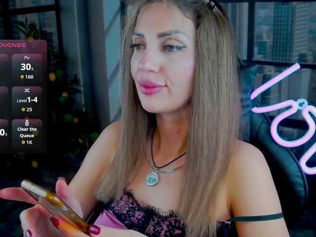 SexyKitty75-1 live cam preview