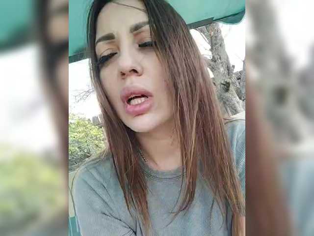 SexyKitty75-1's BongaCams show and profile